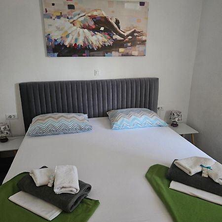 Apartman Koko With Private Jacuzzi Макарска Экстерьер фото