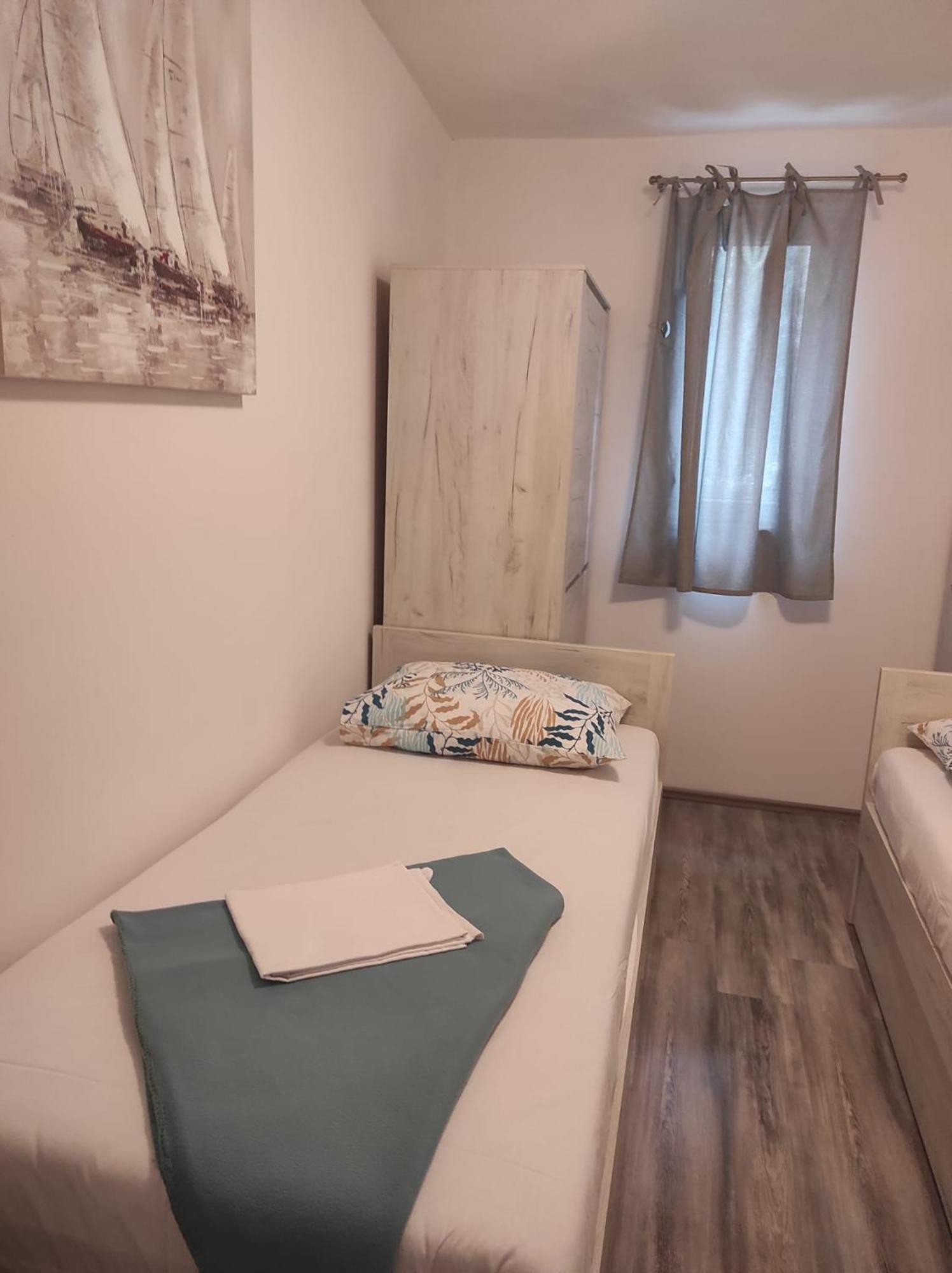 Apartman Koko With Private Jacuzzi Макарска Экстерьер фото