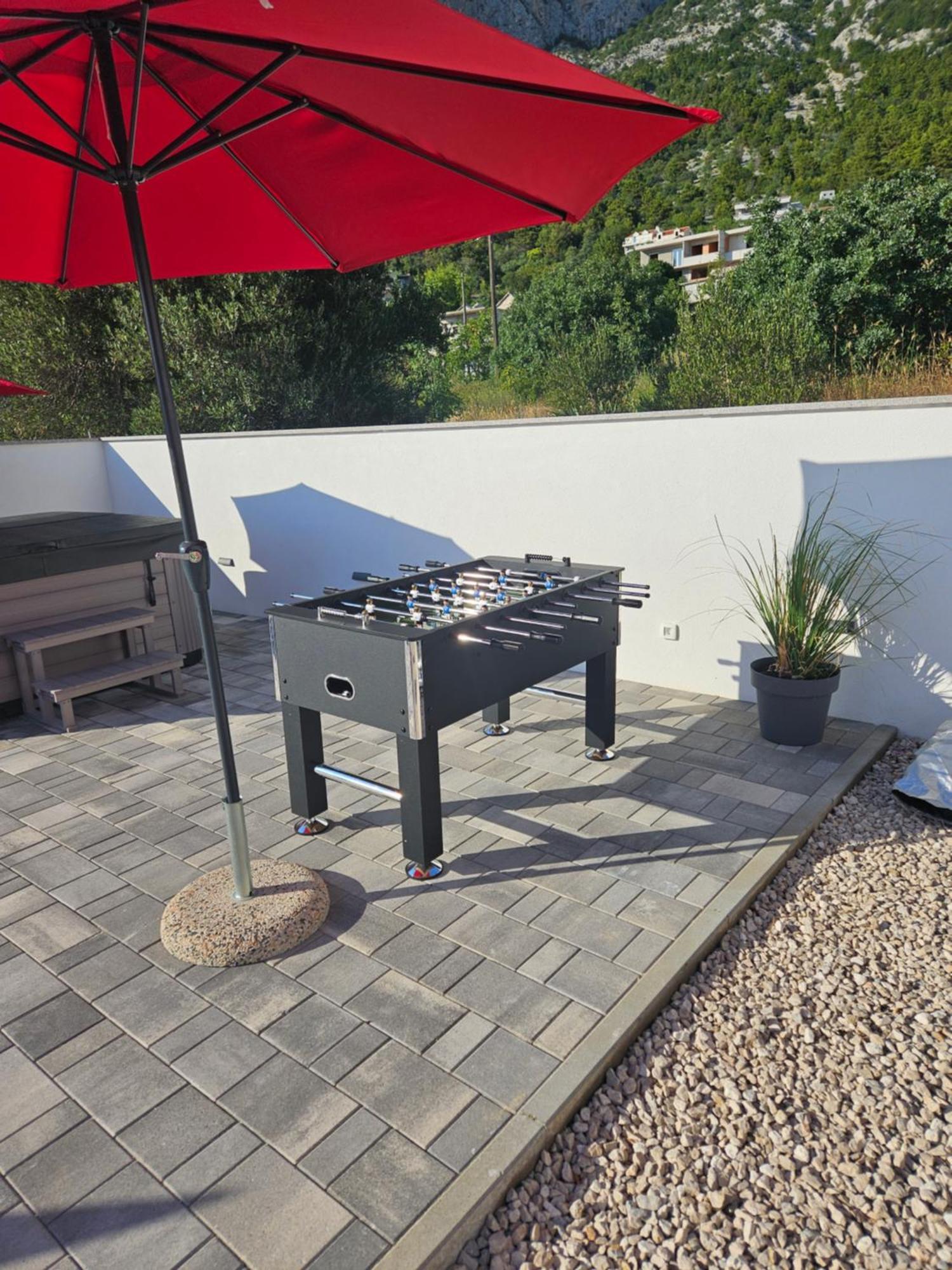 Apartman Koko With Private Jacuzzi Макарска Экстерьер фото