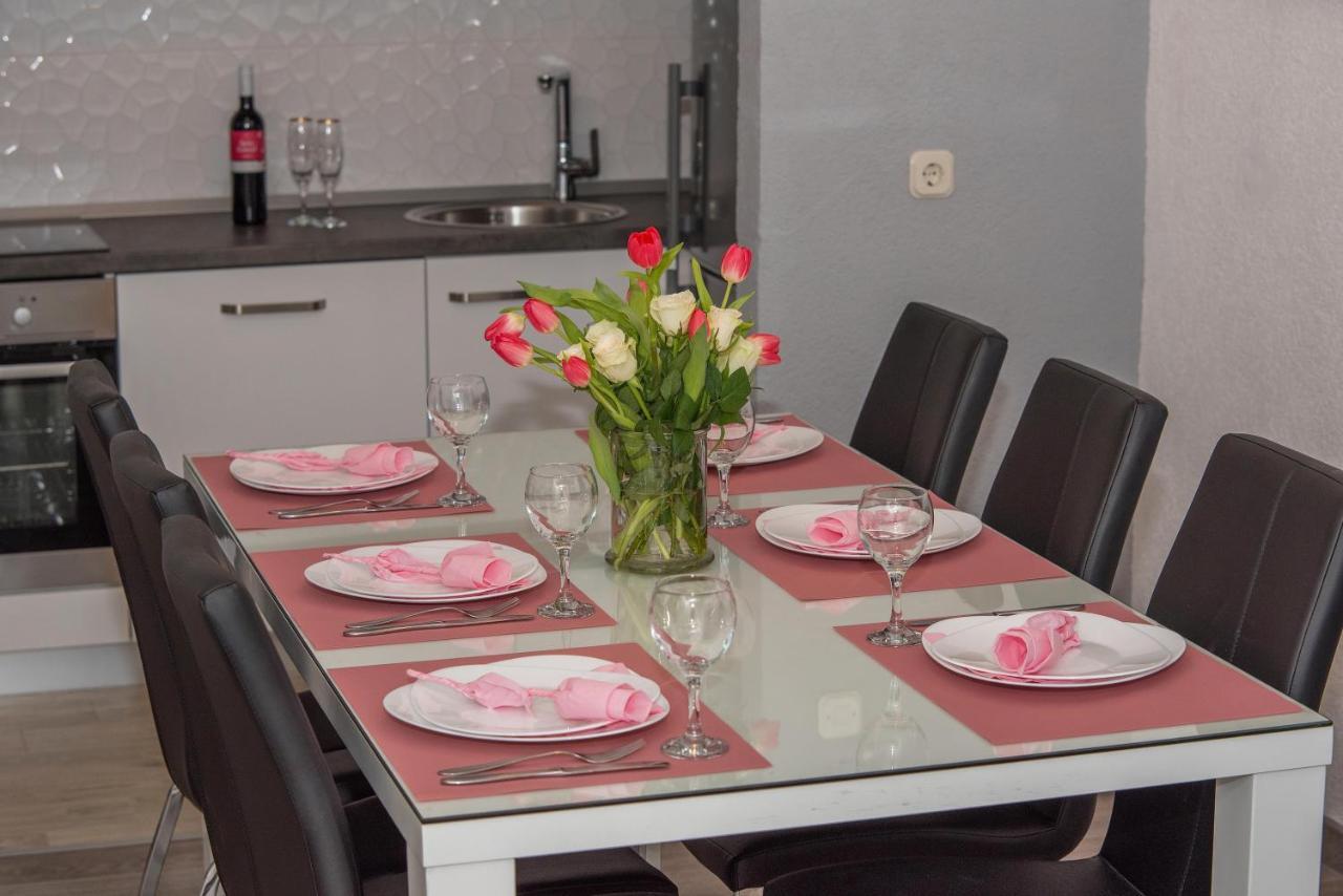 Apartman Koko With Private Jacuzzi Макарска Экстерьер фото